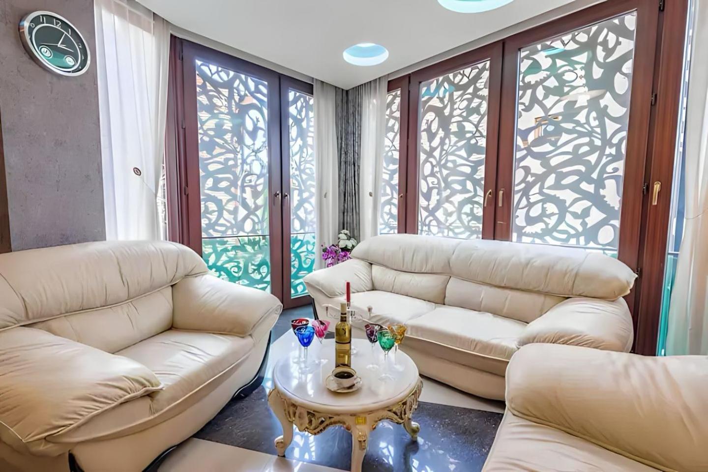 Cabernet Corner Apartman Tbiliszi Kültér fotó