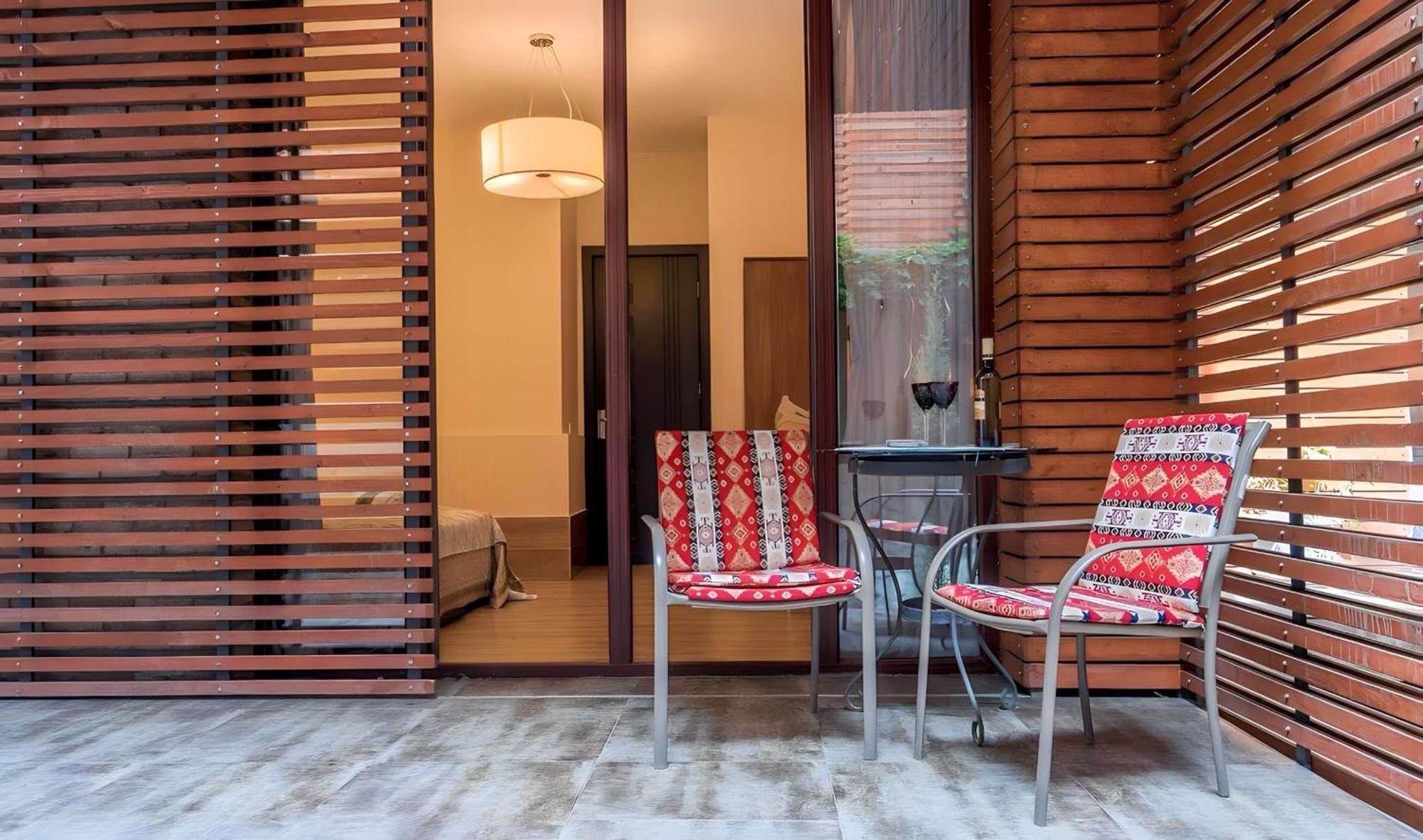 Cabernet Corner Apartman Tbiliszi Kültér fotó